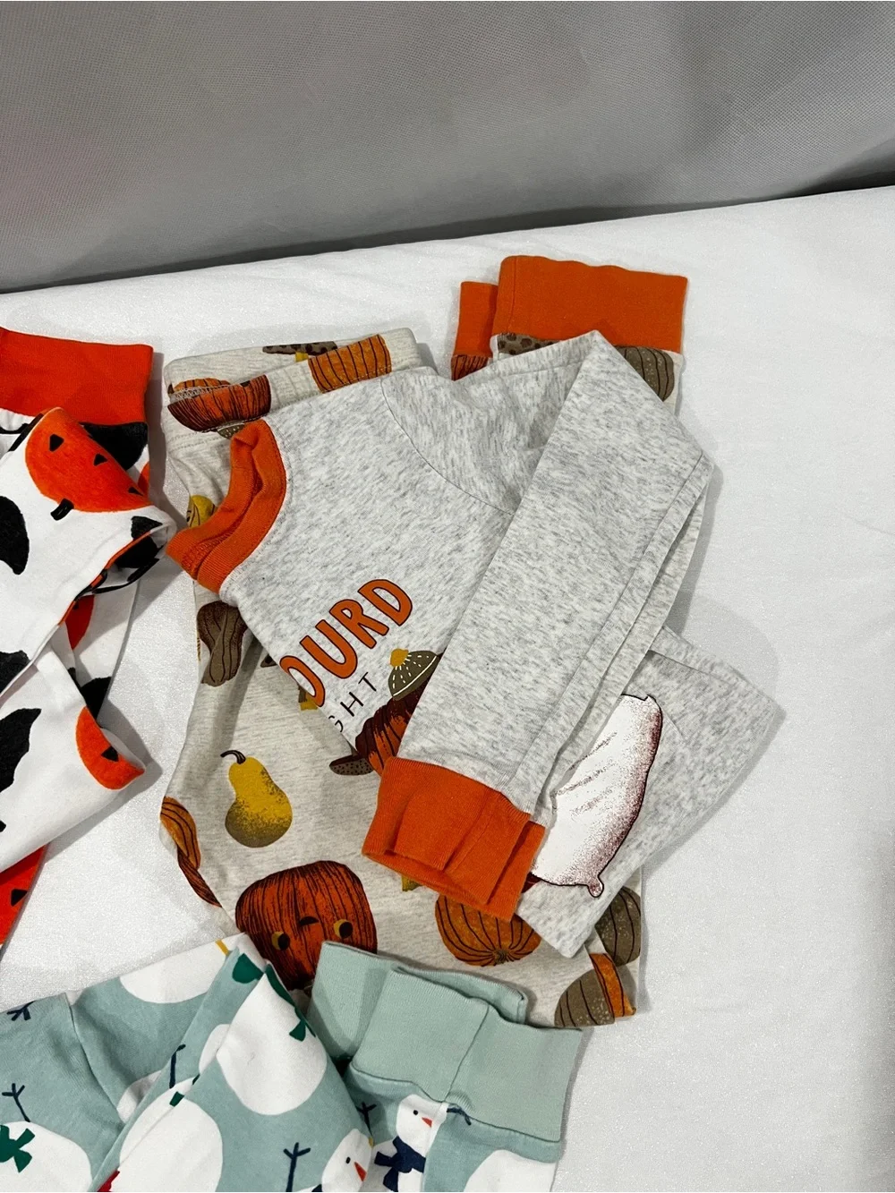 Carter's Lot of Three Set Kids Boy Pajama Size 8 Cotton Holyday Fall Prints